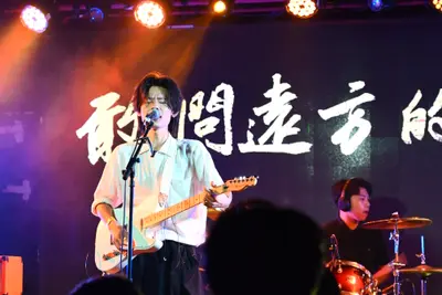 乐队照片 8