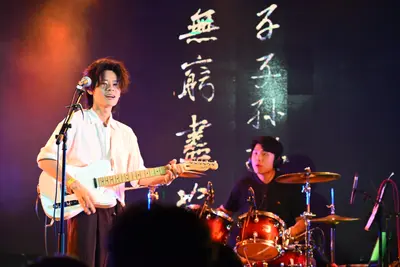 乐队照片 13