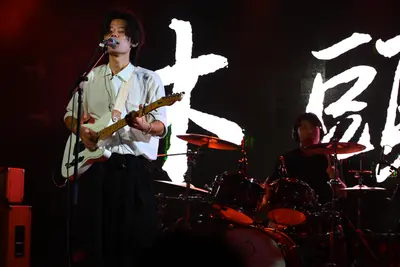 乐队照片 76